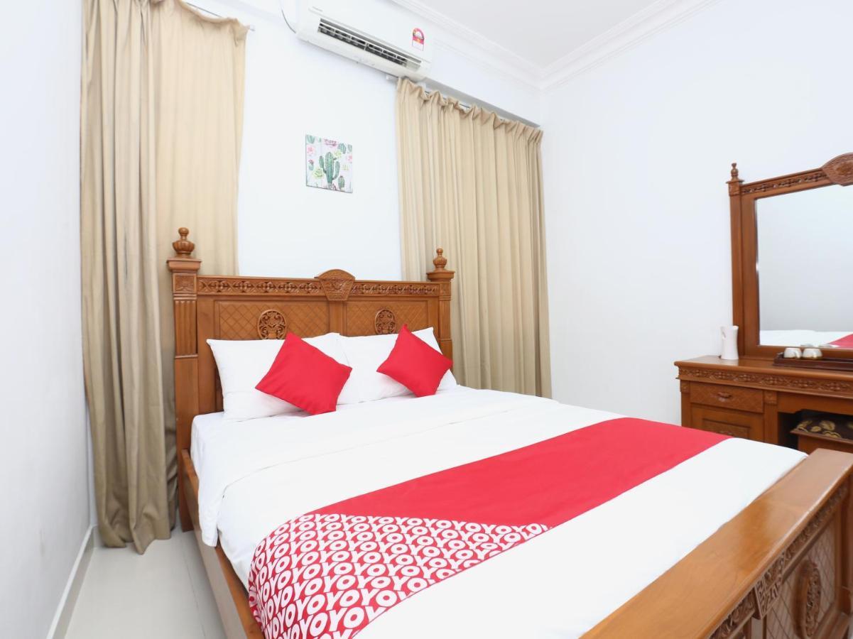 Super Oyo 89435 Nusantara Group Hotel Jertih Exterior photo
